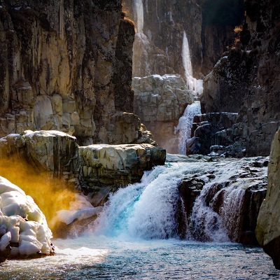 Aharbal Waterfall, Kulgam